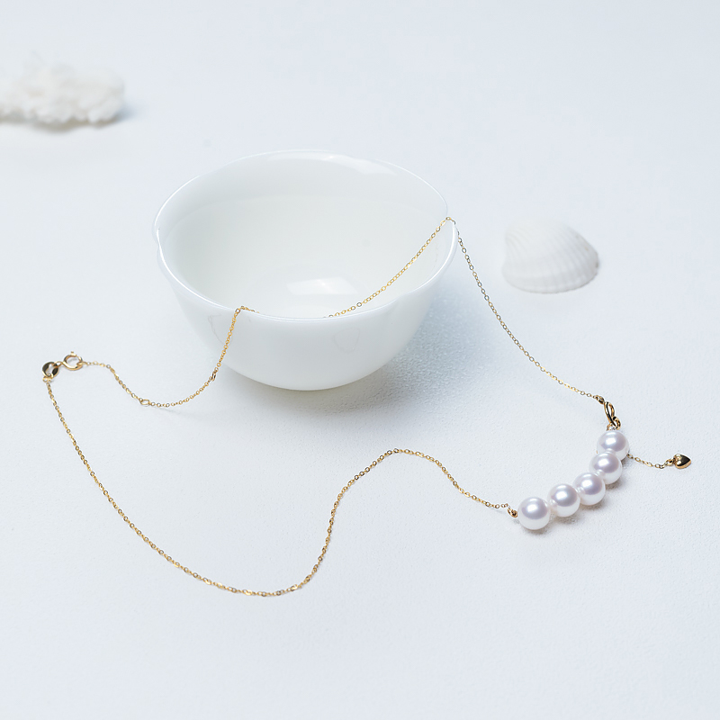 18K白色珍珠锁骨链-红掌柜