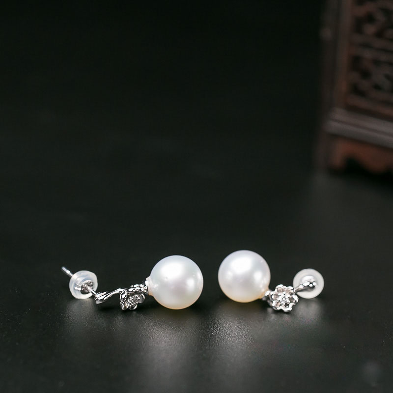 大溪地天然白色珍珠耳坠-红掌柜