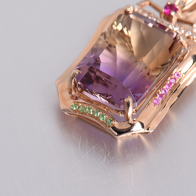 天然水晶吊坠-红掌柜