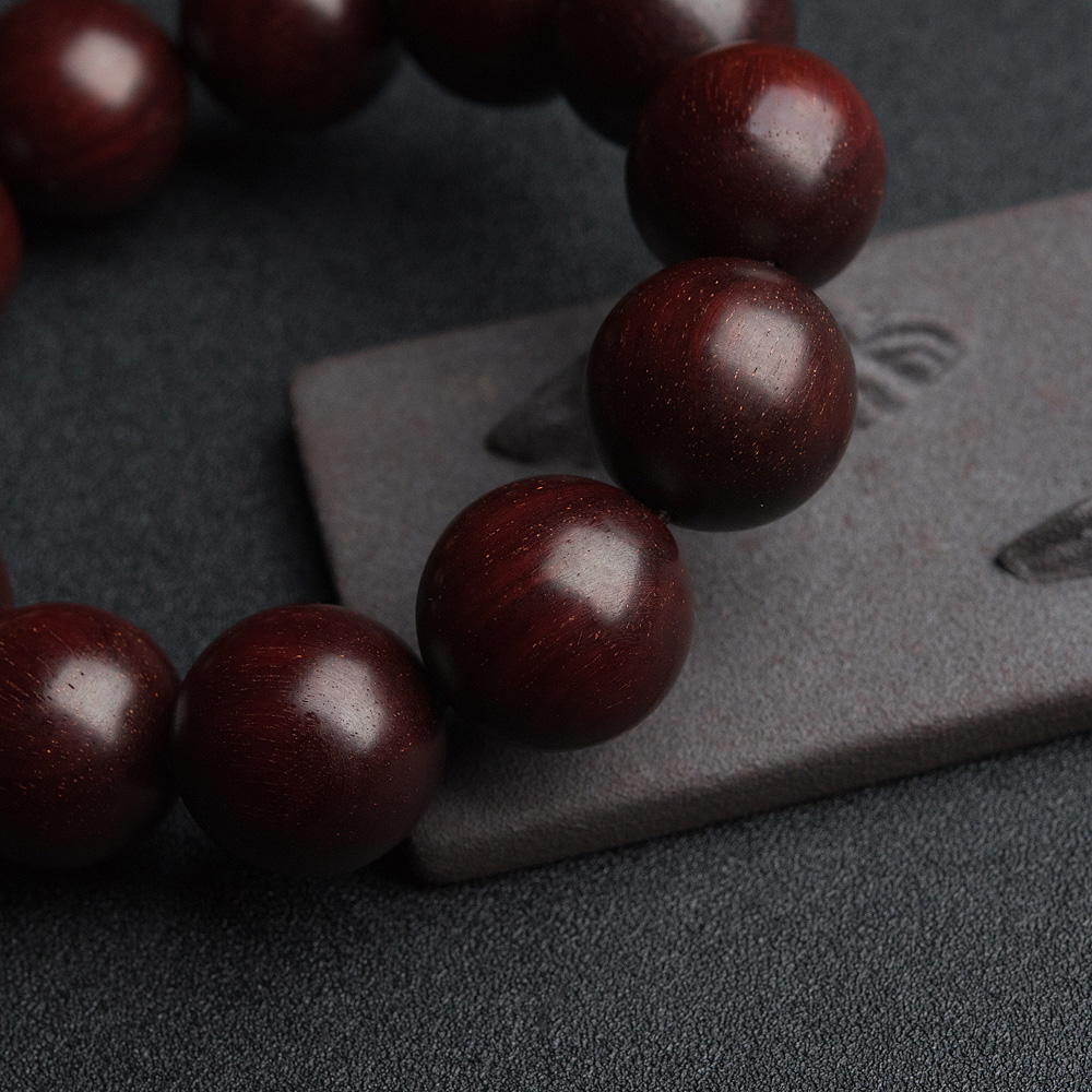 满星鸡血红小叶紫檀手串-红掌柜