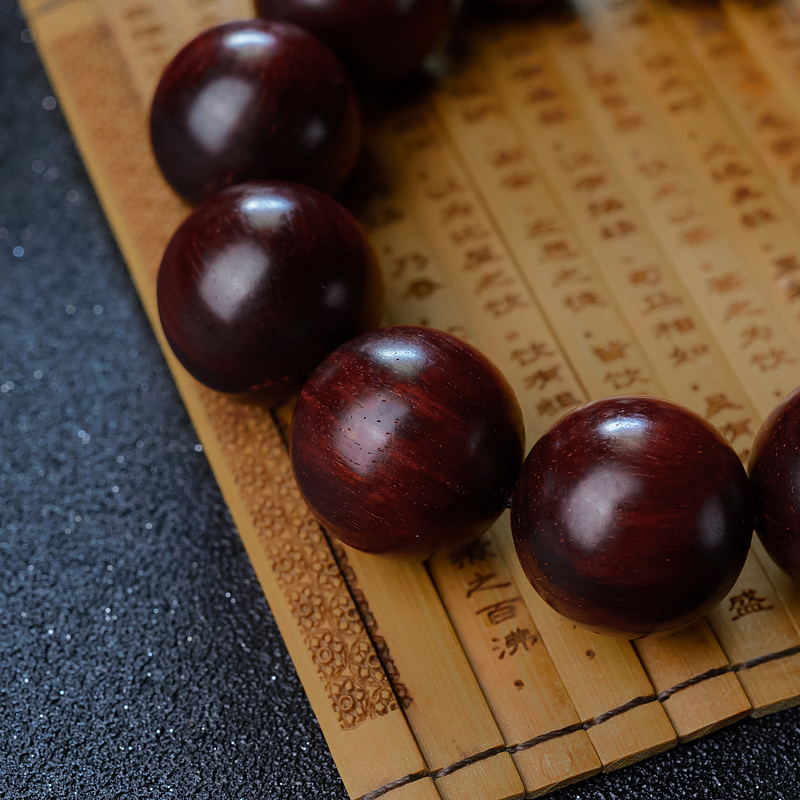 半星鸡血红小叶紫檀手串-红掌柜