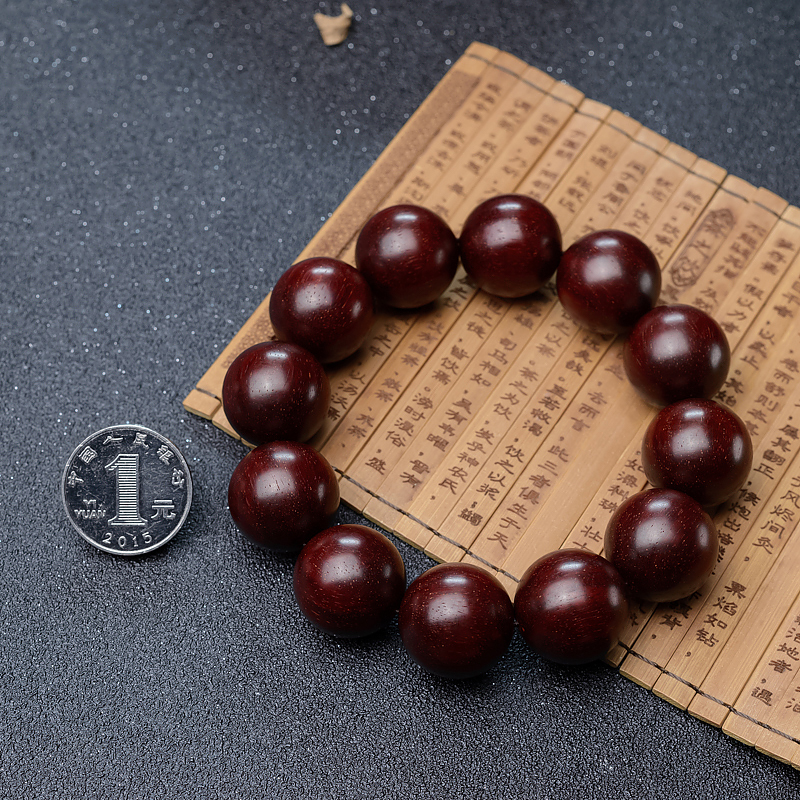 鸡血红小叶紫檀手串-红掌柜