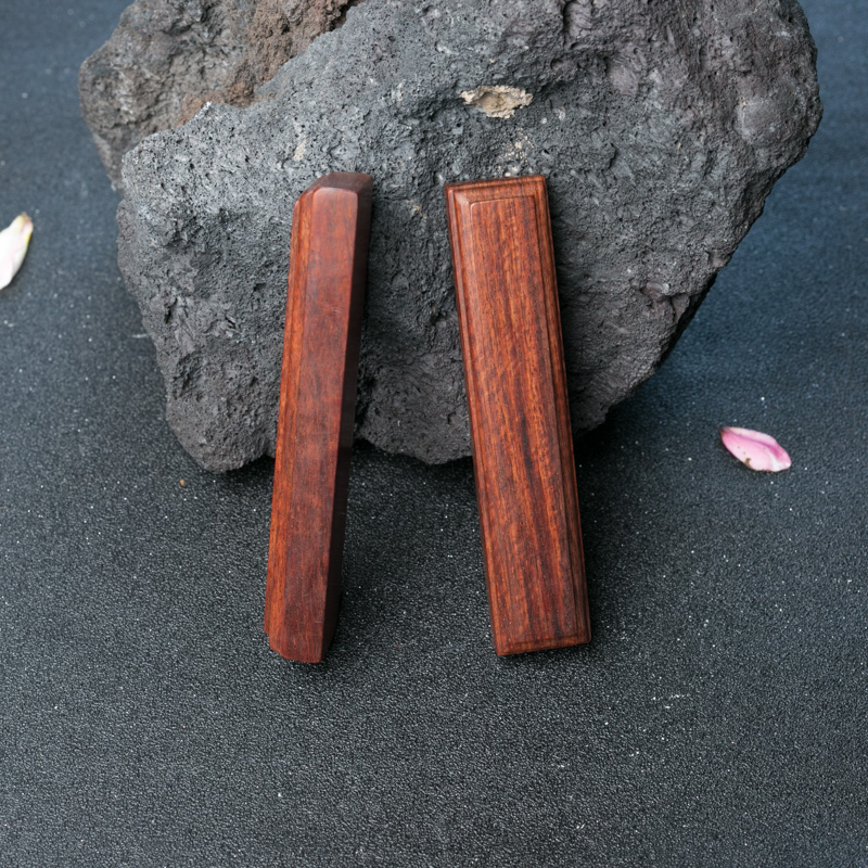 鸡血红小叶紫檀镇尺-红掌柜