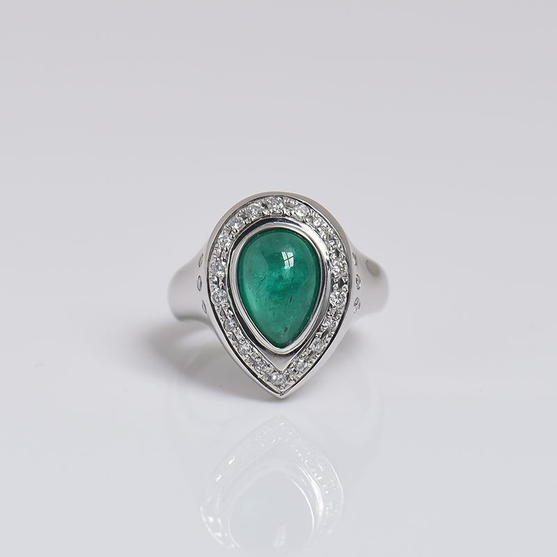 铂金镶钻天然蓝绿色祖母绿光面戒指-红掌柜