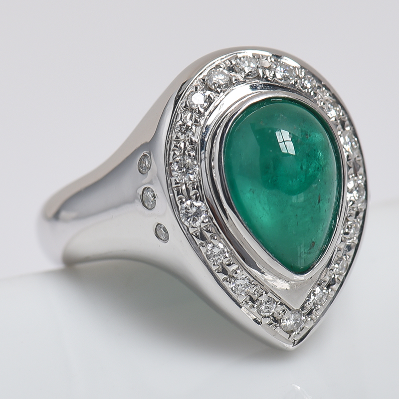 铂金镶钻天然蓝绿色祖母绿戒指-红掌柜