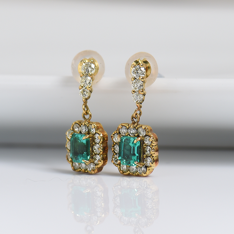 金镶钻蓝绿色祖母绿刻面耳坠-红掌柜