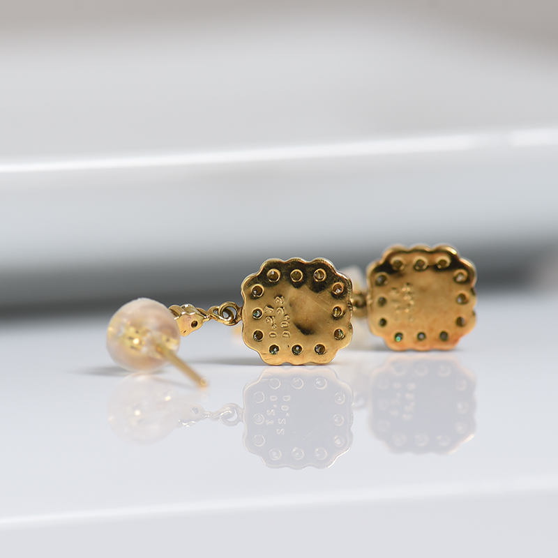 18K金镶钻祖母绿刻面耳坠-红掌柜