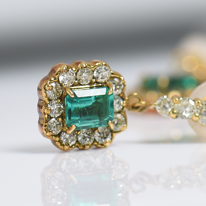 18K金镶钻蓝绿色祖母绿耳坠-红掌柜