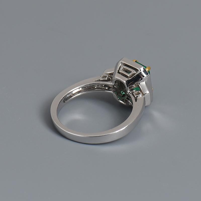 18K金镶钻蓝绿色祖母绿戒指-红掌柜