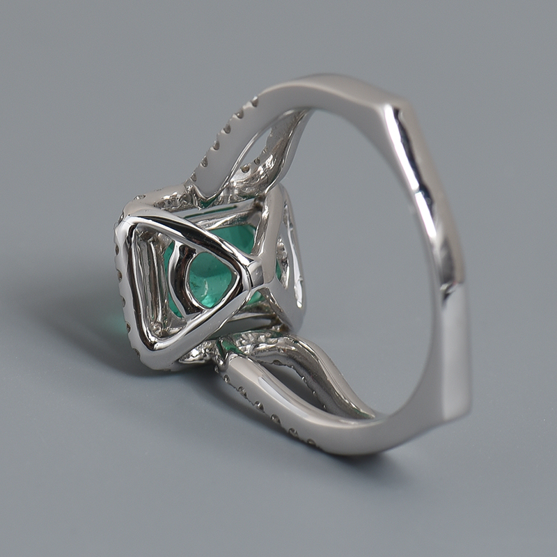 祖母绿刻面戒指-红掌柜