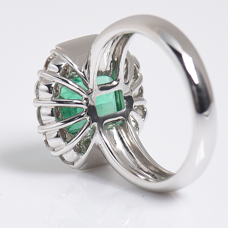 哥伦比亚18K白金镶钻鲜绿祖母绿戒指 - 红掌柜