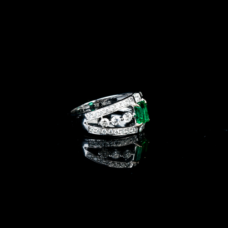 18K祖母绿戒指-红掌柜