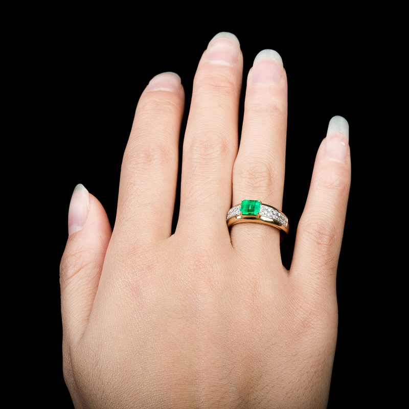 18K蓝绿祖母绿戒指-红掌柜