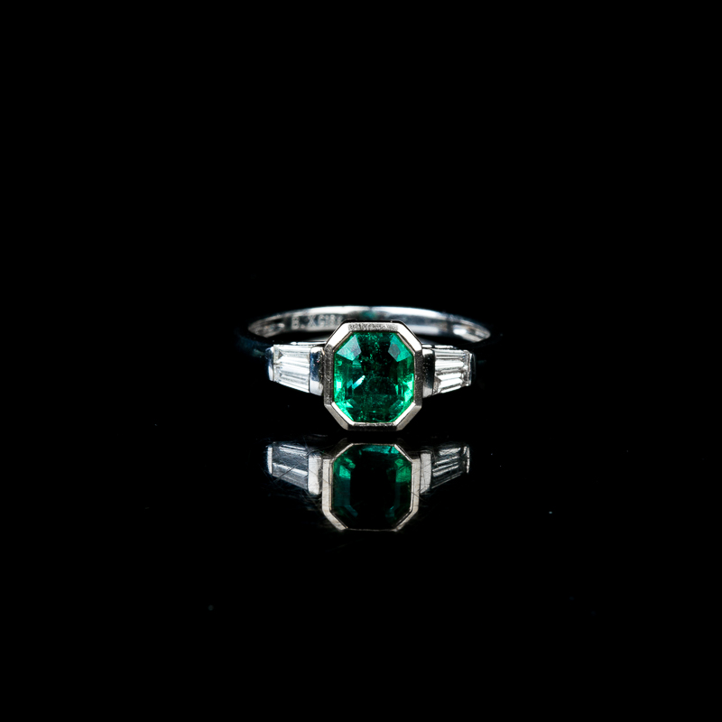 18K蓝绿祖母绿戒指-红掌柜