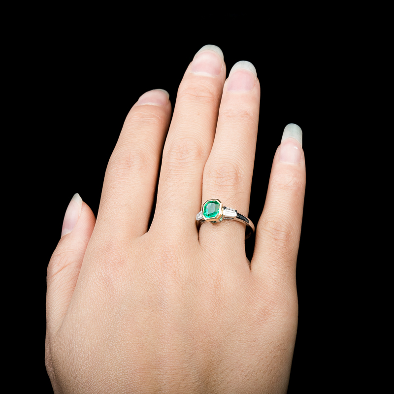 18K蓝绿祖母绿戒指-红掌柜