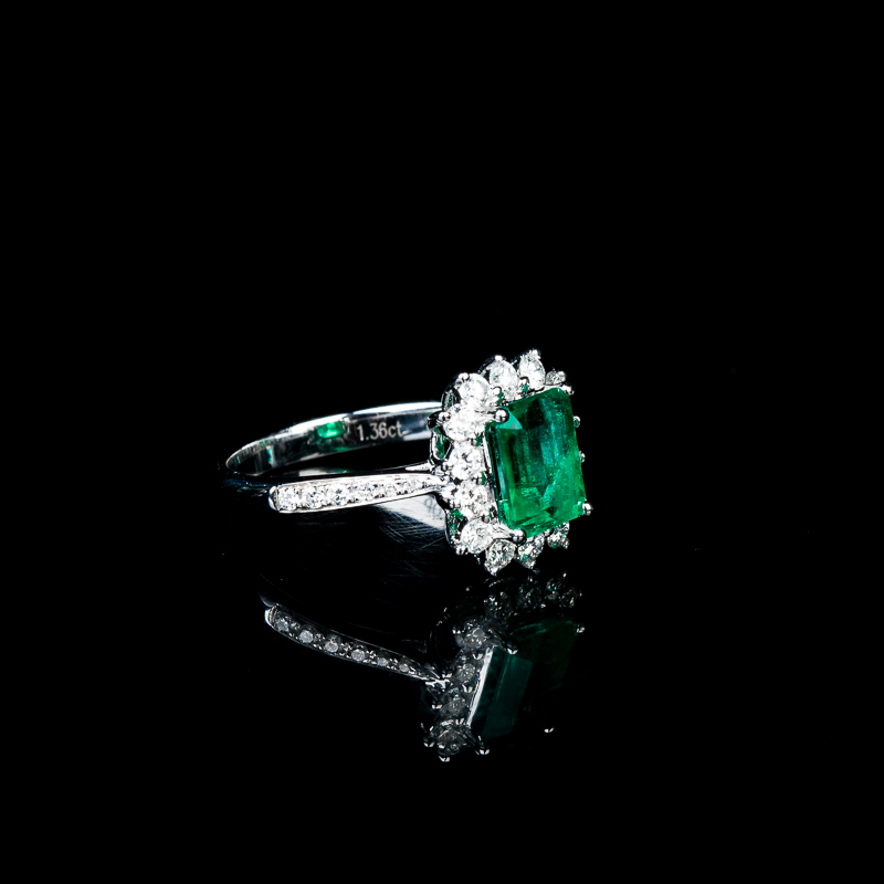 18K祖母绿戒指-红掌柜