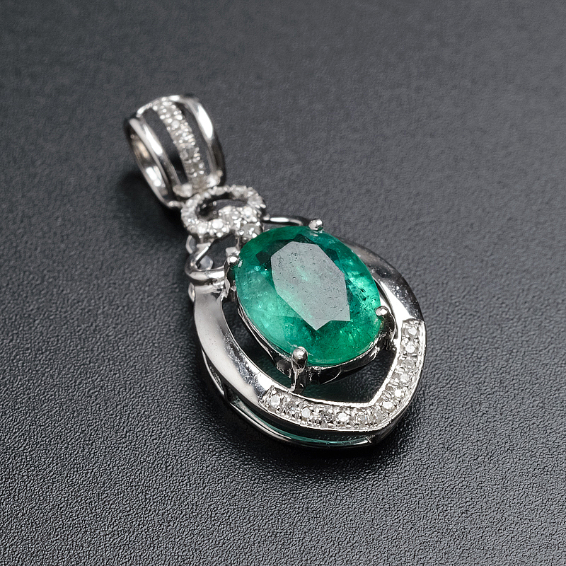 18K金镶钻天然吊坠-红掌柜