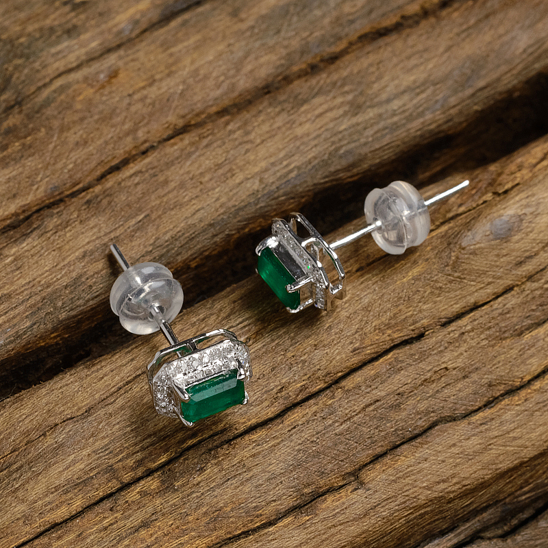 18K金镶钻哥伦比亚天然祖母绿耳钉-红掌柜