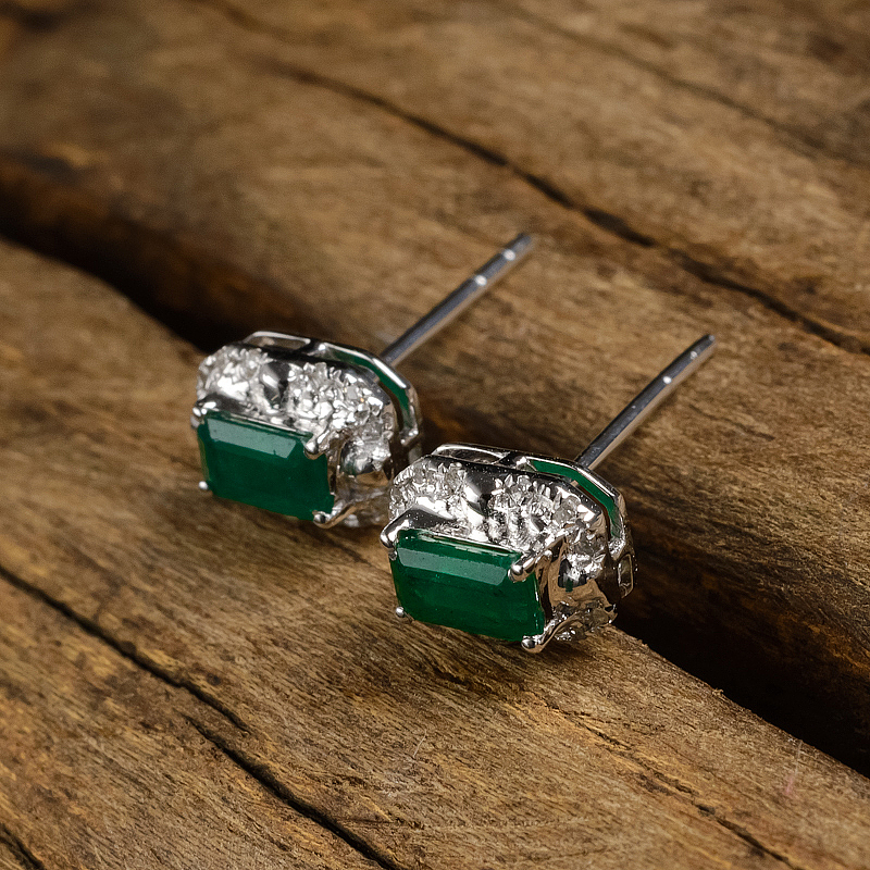 哥伦比亚祖母绿耳钉-红掌柜