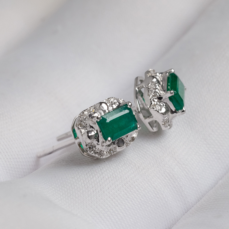 哥伦比亚天然祖母绿耳钉-红掌柜