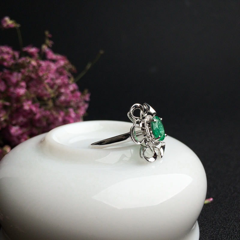 18K金镶钻祖母绿戒指 - 红掌柜