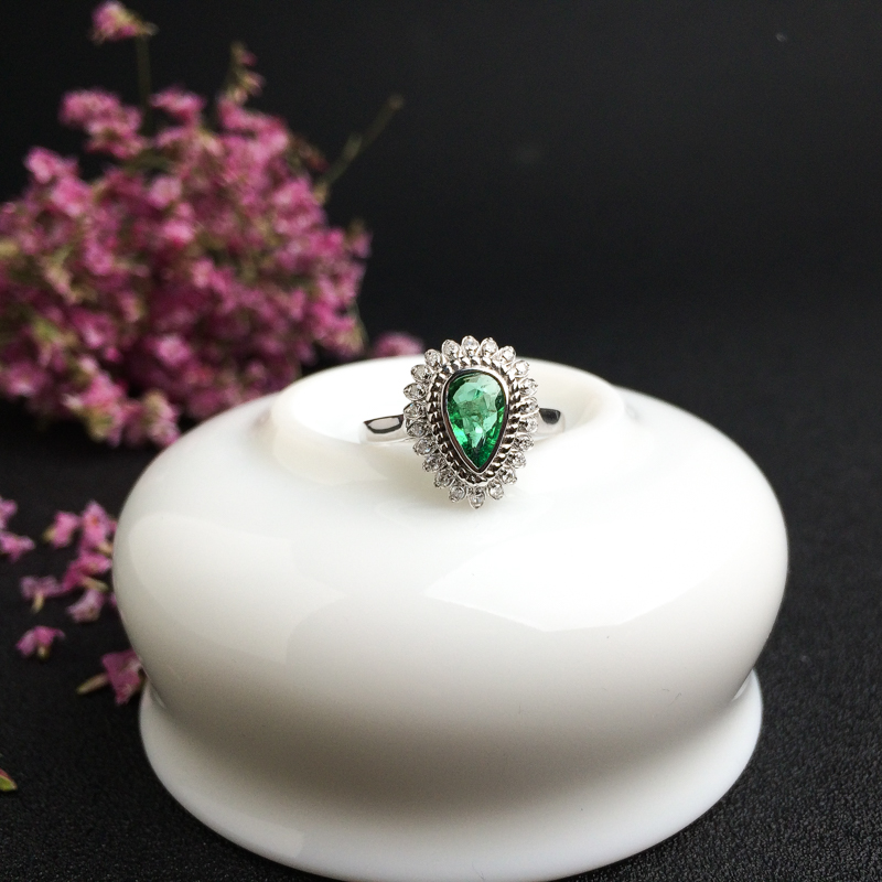 哥伦比亚天然18K金镶钻祖母绿戒指 - 红掌柜