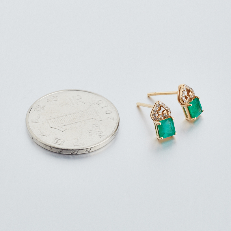 哥伦比亚天然祖母绿耳钉-红掌柜