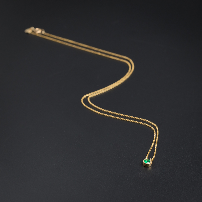 18K金镶嵌天然祖母绿项链-红掌柜