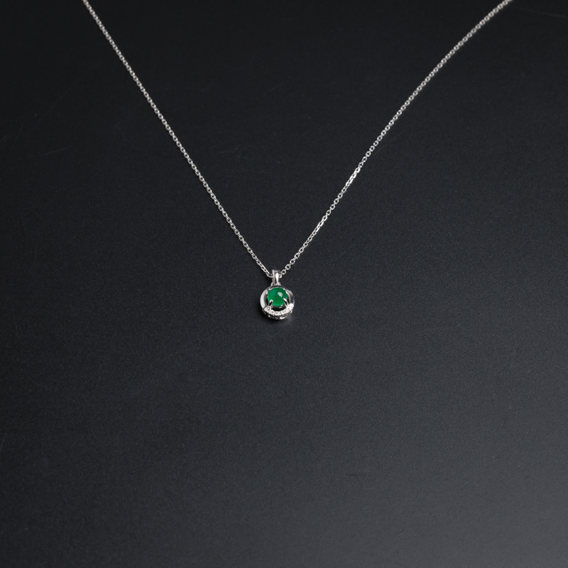 18K白金镶嵌哥伦比亚天然祖母绿项链-红掌柜
