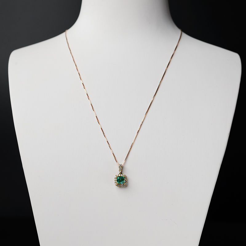 18K金镶钻天然鲜绿祖母绿吊坠-红掌柜