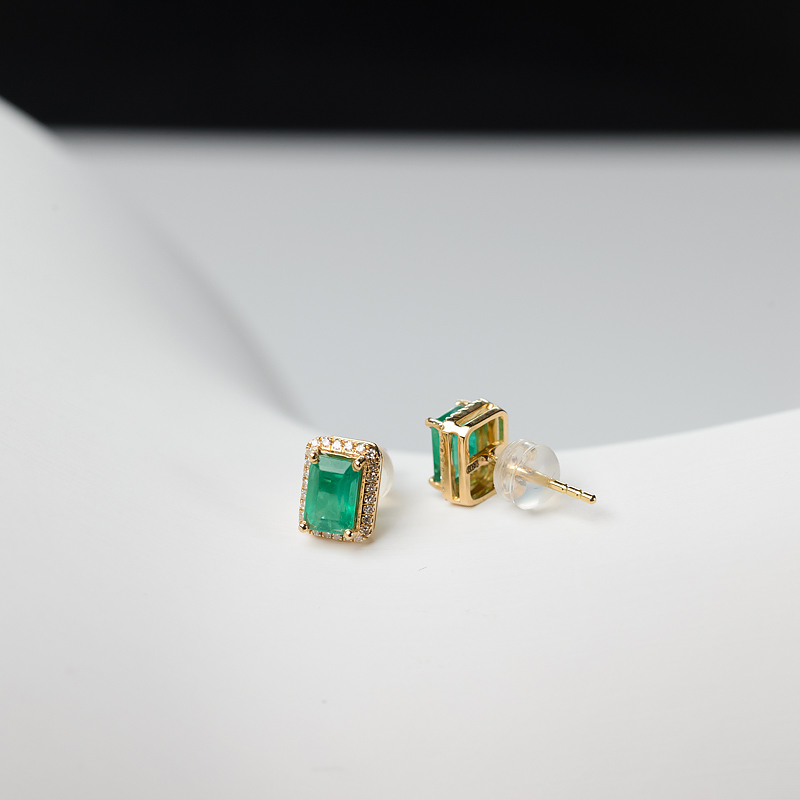 18K金镶钻祖母绿耳钉-红掌柜