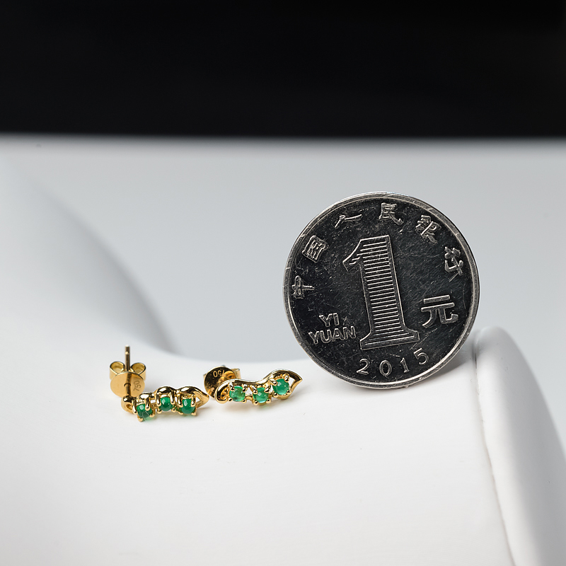 祖母绿耳钉-红掌柜