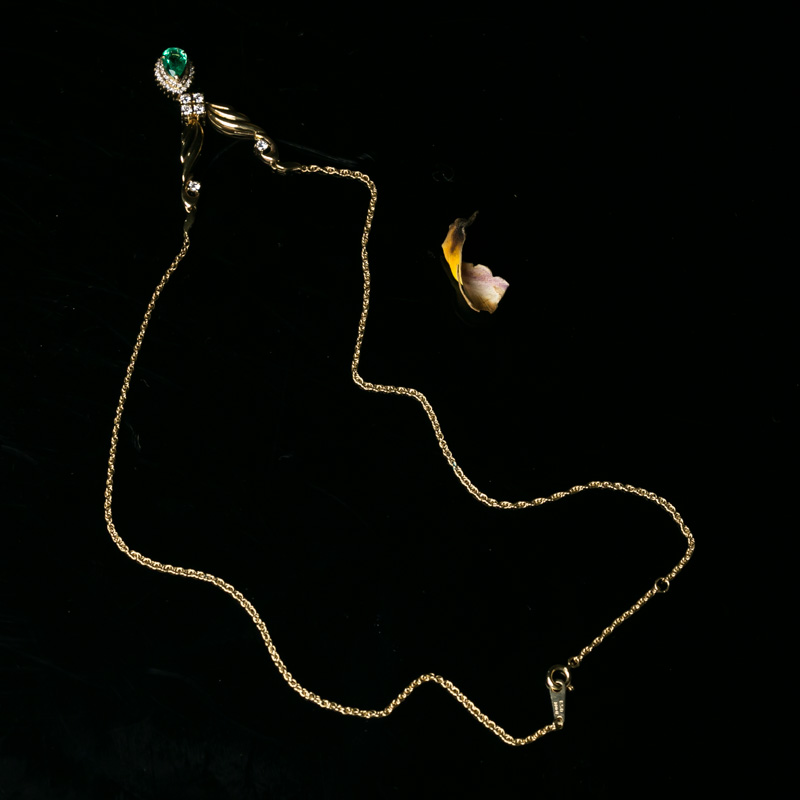 天然亮绿祖母绿锁骨链-红掌柜