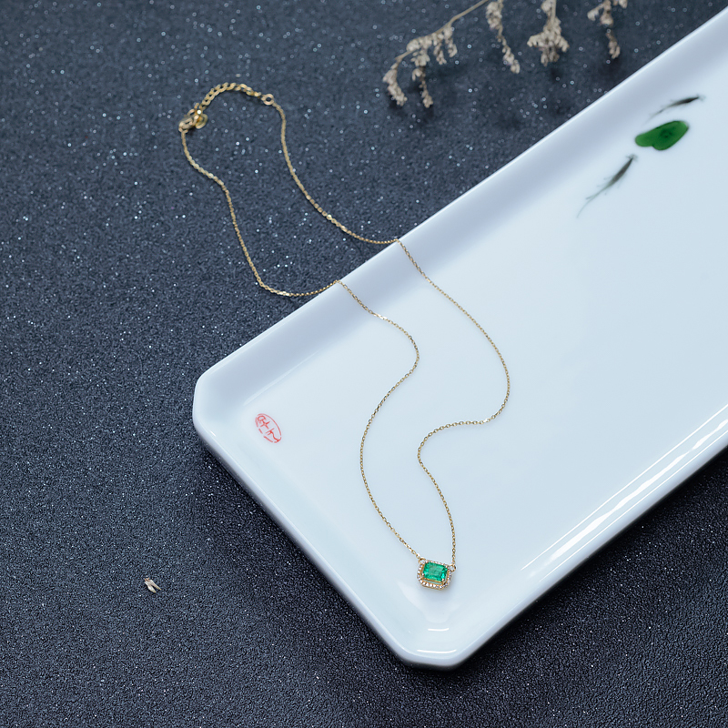 18K鲜绿祖母绿项链-红掌柜