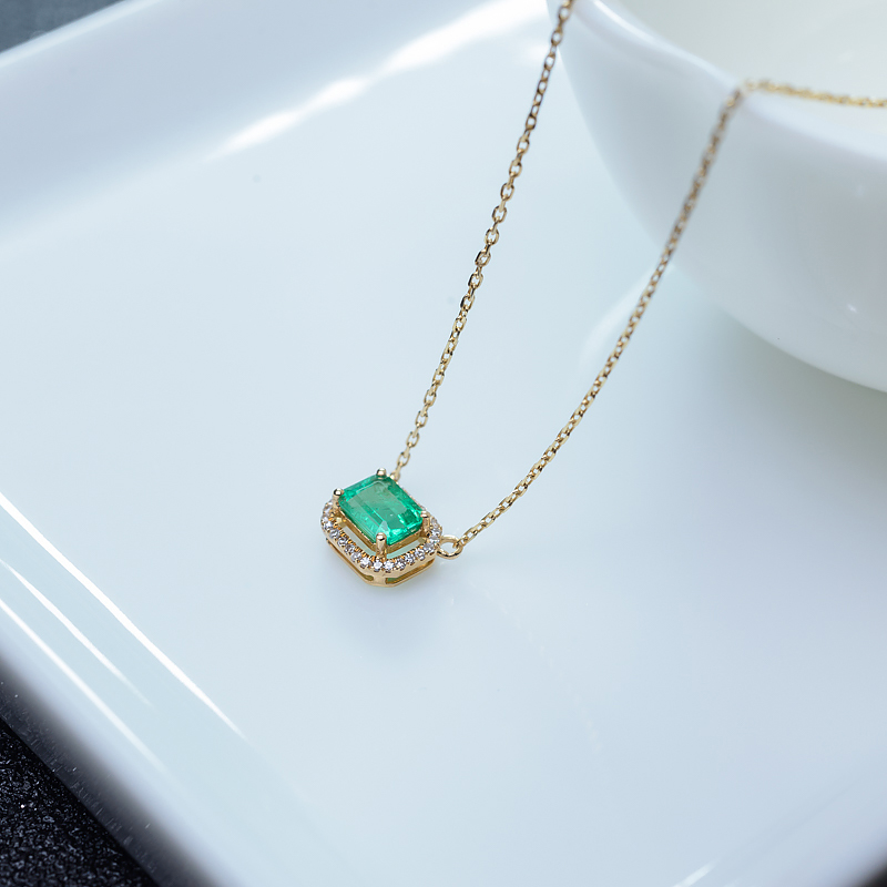 鲜绿祖母绿项链-红掌柜