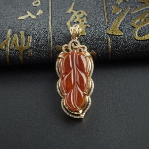 18K金镶黄红翡吊坠