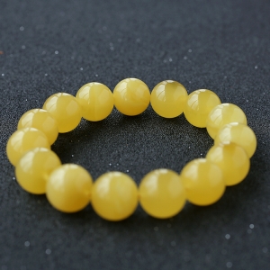 鸡油黄蜜蜡手串