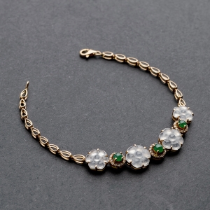 18K镶冰种翡翠花朵手链