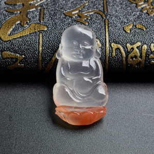 川料南红巧雕宝宝佛吊坠