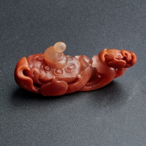 川料南红悟道吊坠