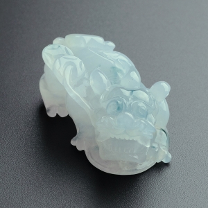 糯冰种翡翠飘花貔貅吊坠