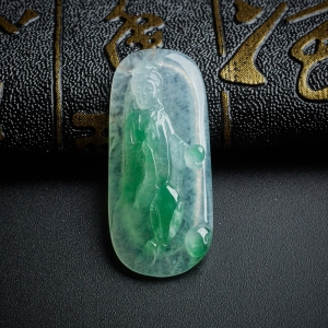 冰种飘翠翡翠观音吊坠