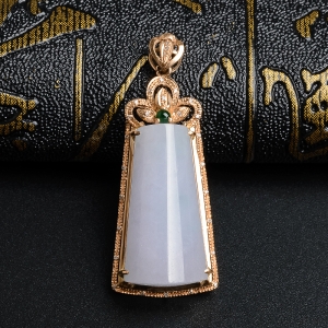 18K镶钻糯种紫罗兰翡翠梯形吊坠