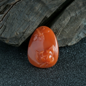 樱桃红南红一品清廉吊坠