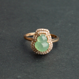 18K金冰种晴水翡翠葫芦戒指