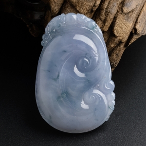 糯种春色飘花翡翠如意吊坠