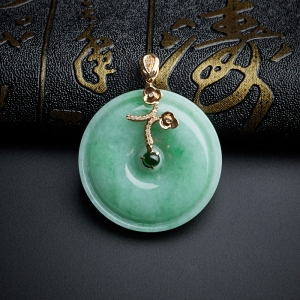 18K金镶糯种苹果绿翡翠平安扣吊坠