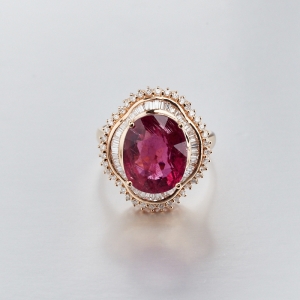 18K镶钻碧玺戒指