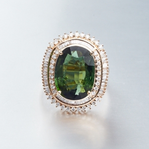 18K金镶钻碧玺戒指