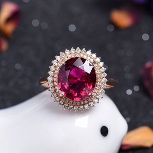 18k金镶钻碧玺戒指